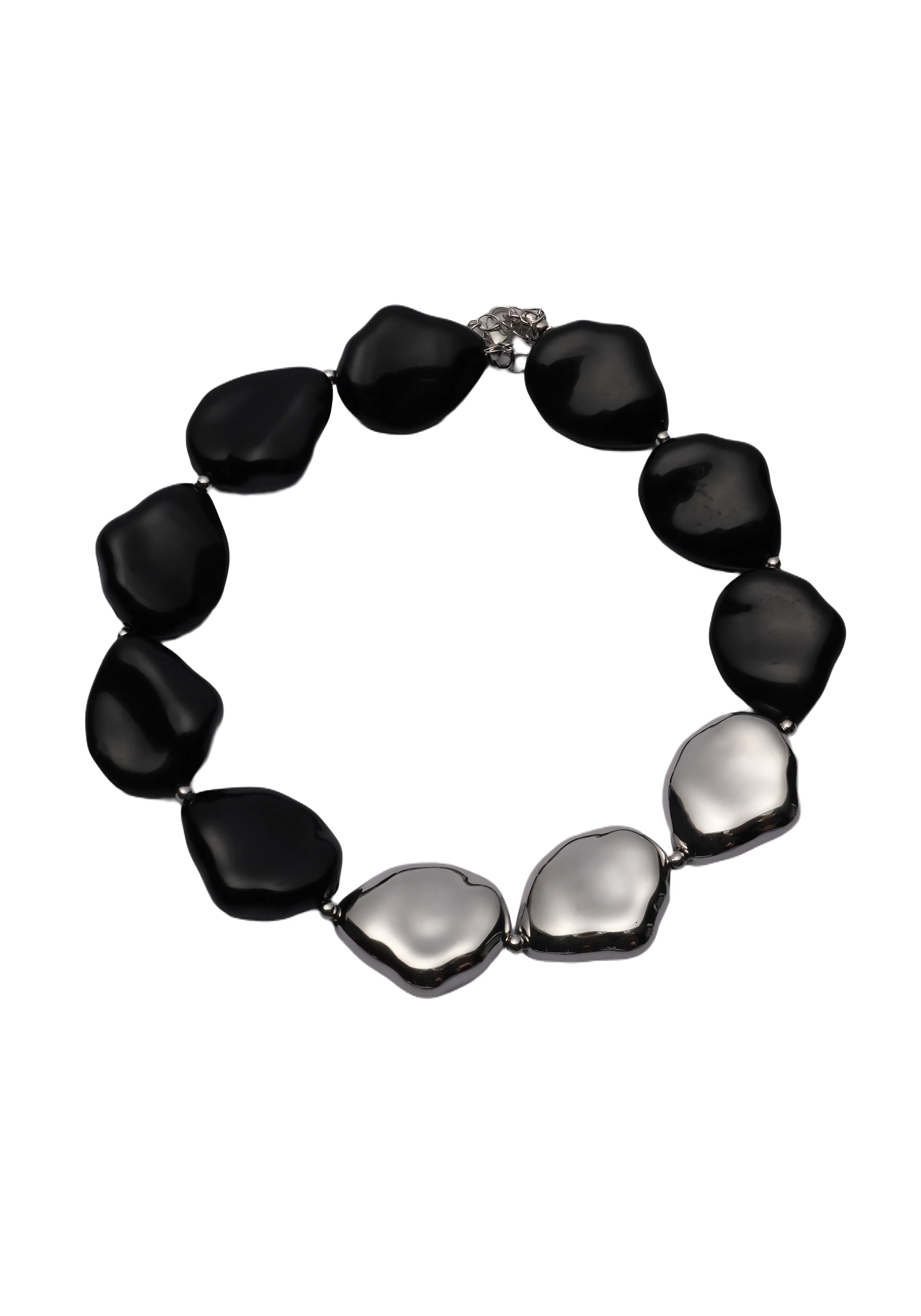 #color_Black & Silver