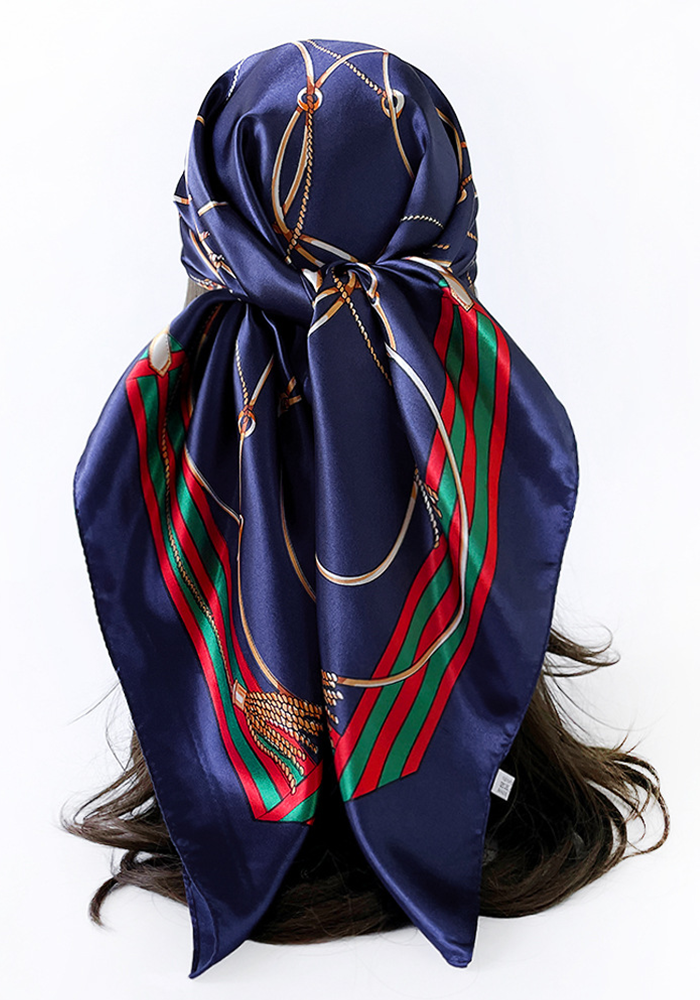 #color_Midnight Charm