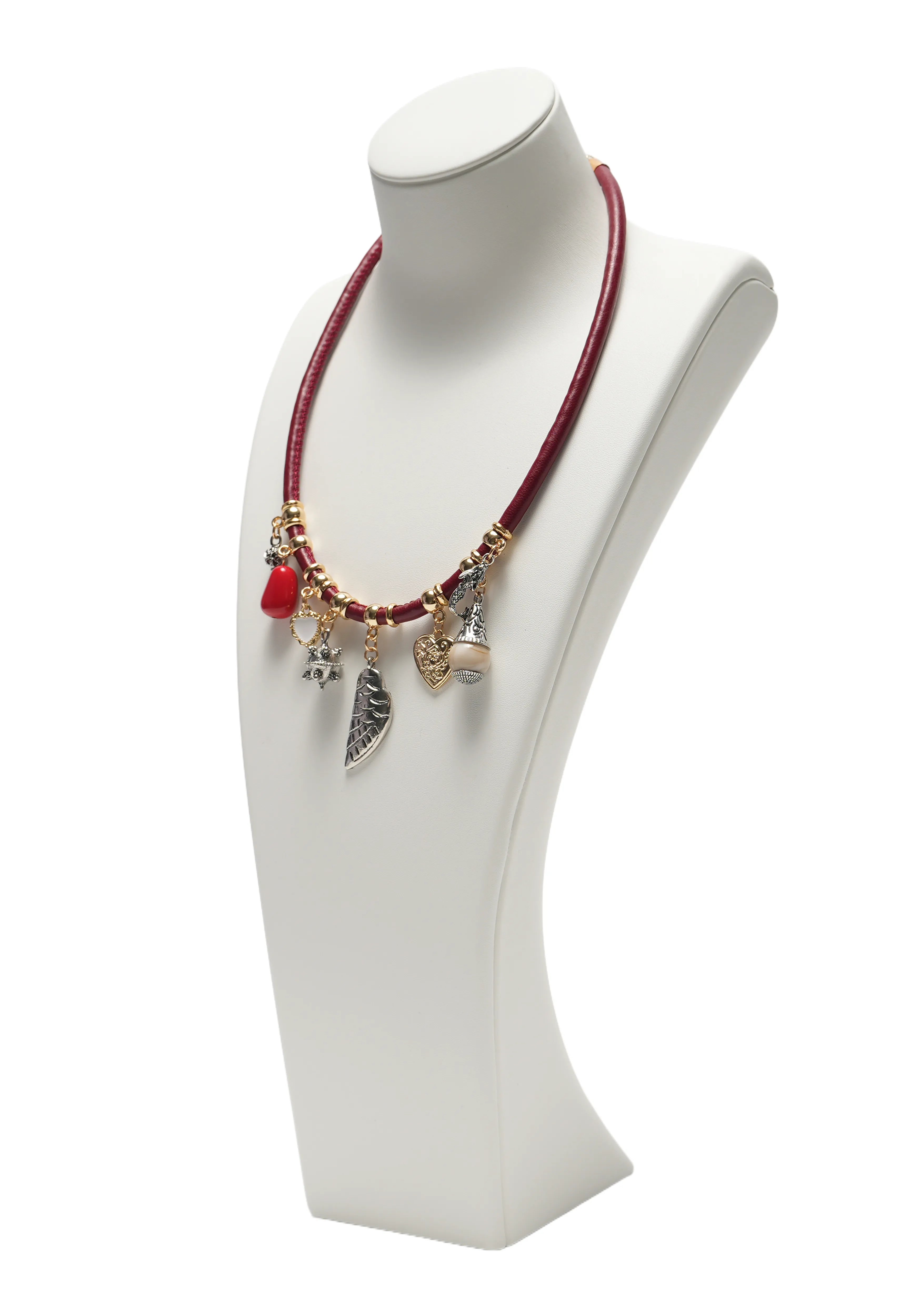 CHARM TALE — Pendant Charm Necklace