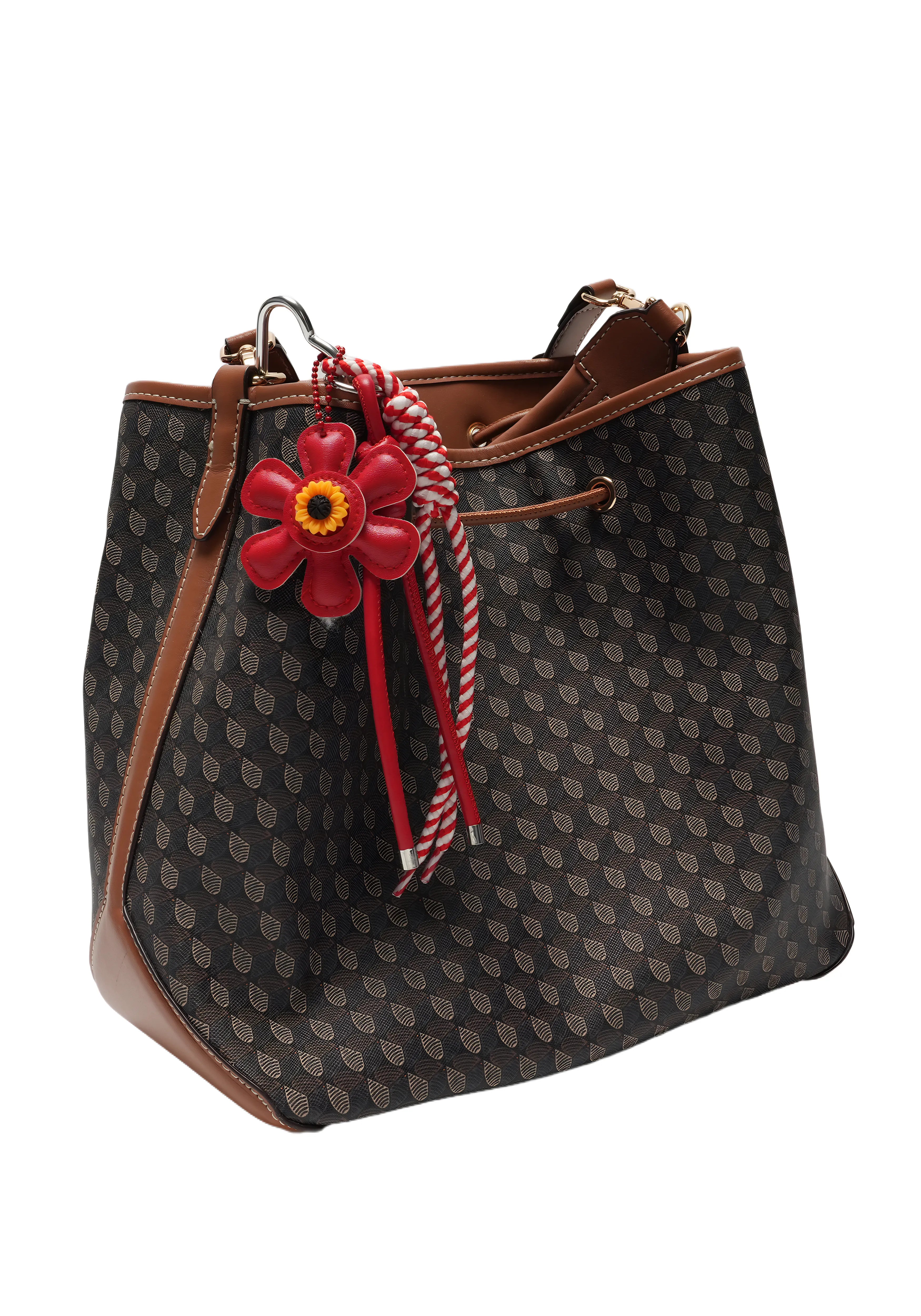 CHERRY BLOOM — Red Daisy Charm