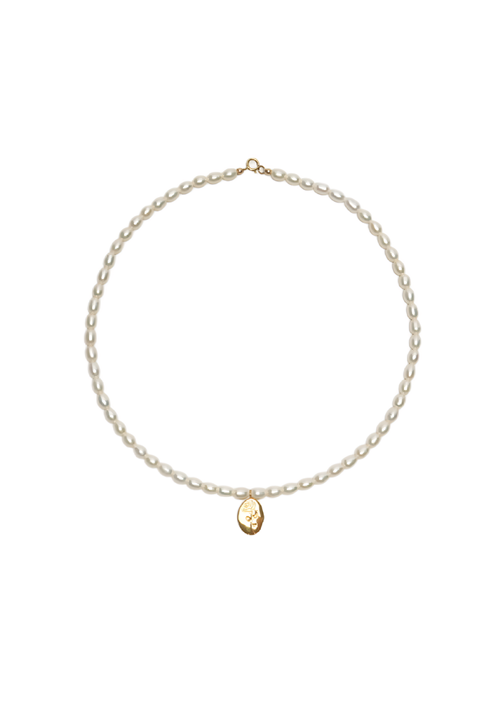 FLORET — Pearl Necklace with Gold Medallion