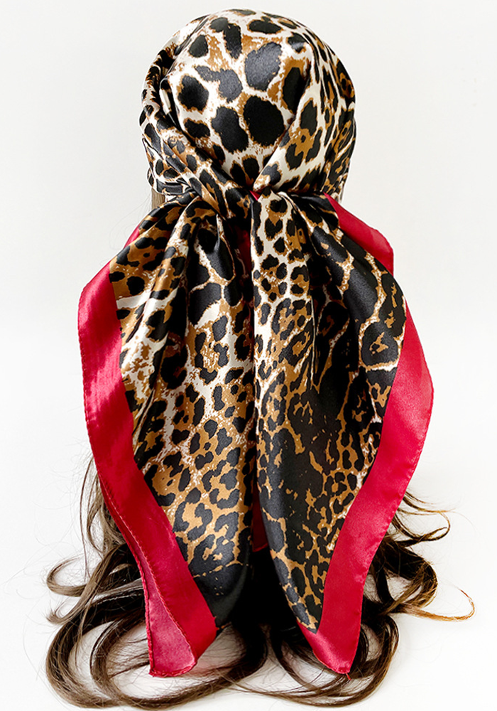 #color_Crimson Leopard